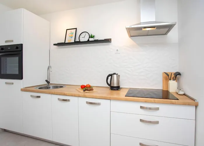 Lina Apartman