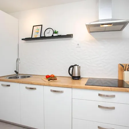 Lina Apartman