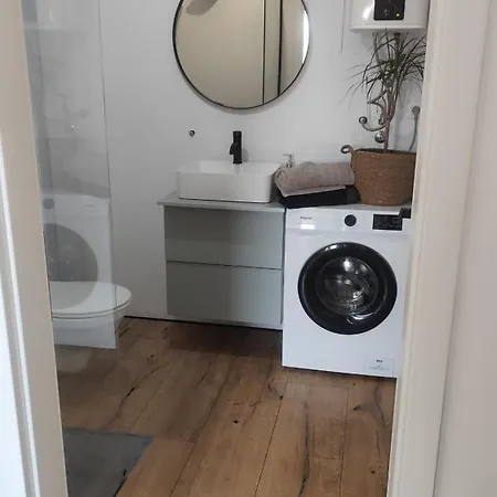 Lina Apartman