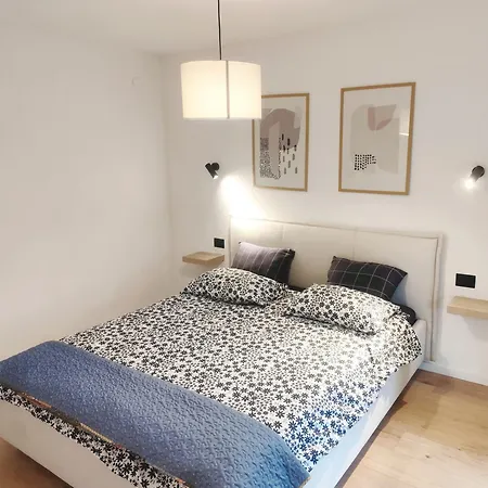 Lina Apartment *